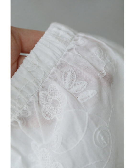 花刺繍が浮かぶコットンパジャマセット