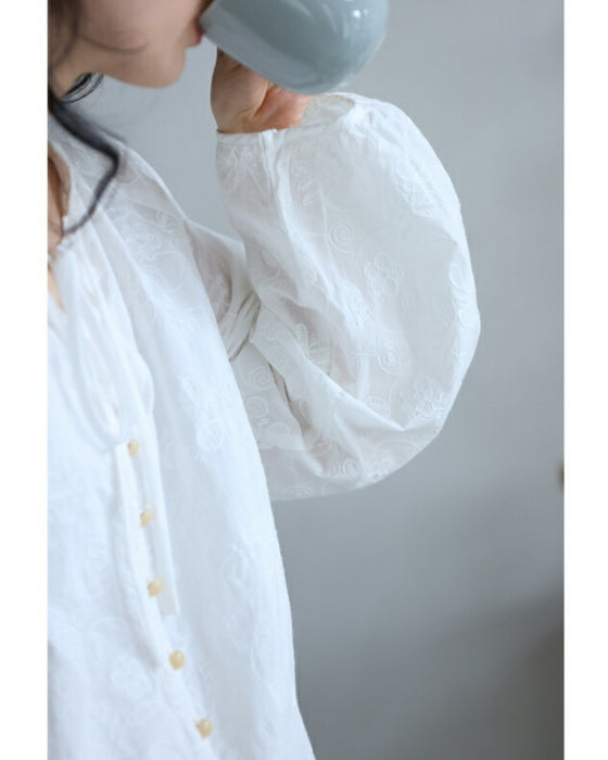 花刺繍が浮かぶコットンパジャマセット