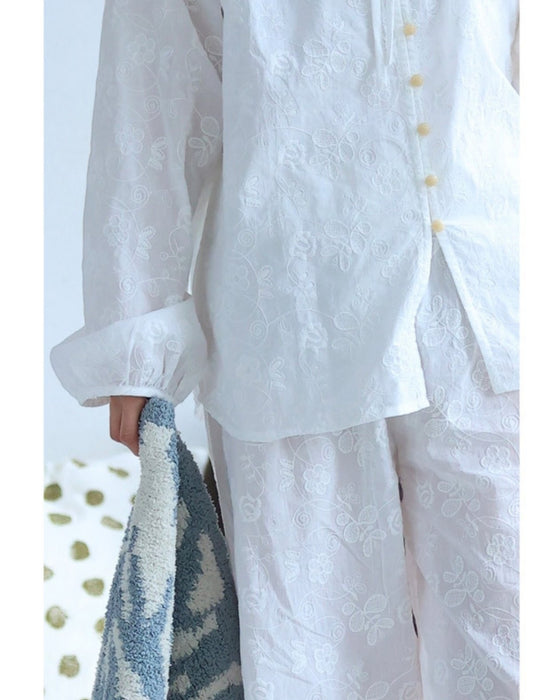 花刺繍が浮かぶコットンパジャマセット