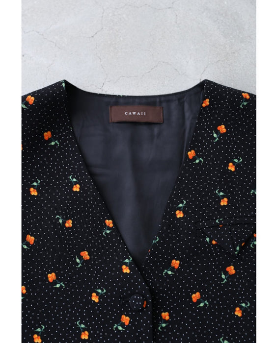 さくらんぼ実る短丈ジレベスト