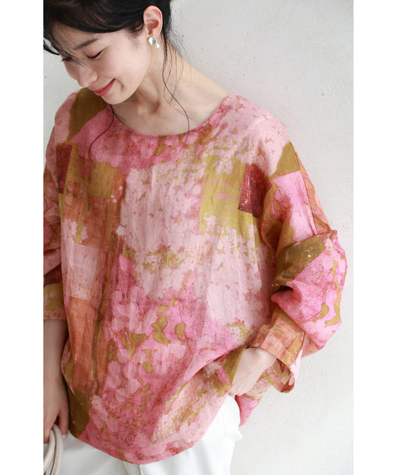 ふんわり柔らかなサクラニュアンスプルオーバートップス