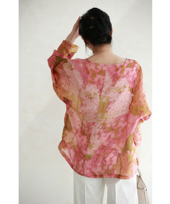 ふんわり柔らかなサクラニュアンスプルオーバートップス