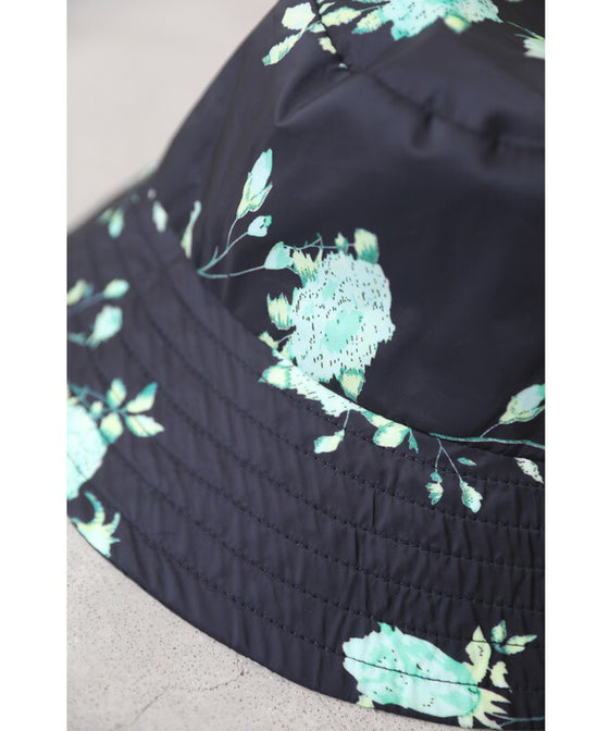 日差しに負けないUVカット素材のミントカラーフラワーハット