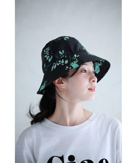 日差しに負けないUVカット素材のミントカラーフラワーハット
