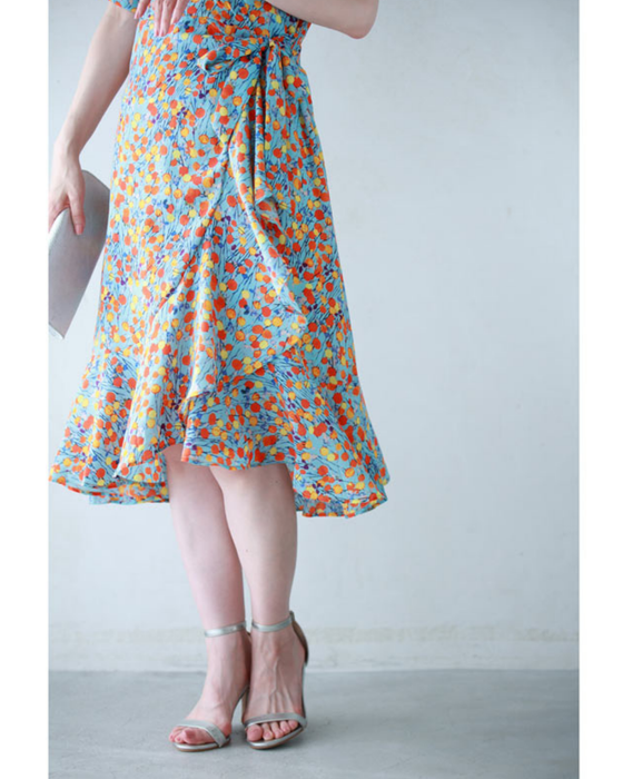 まあるいお花が咲くラップデザインミニワンピース