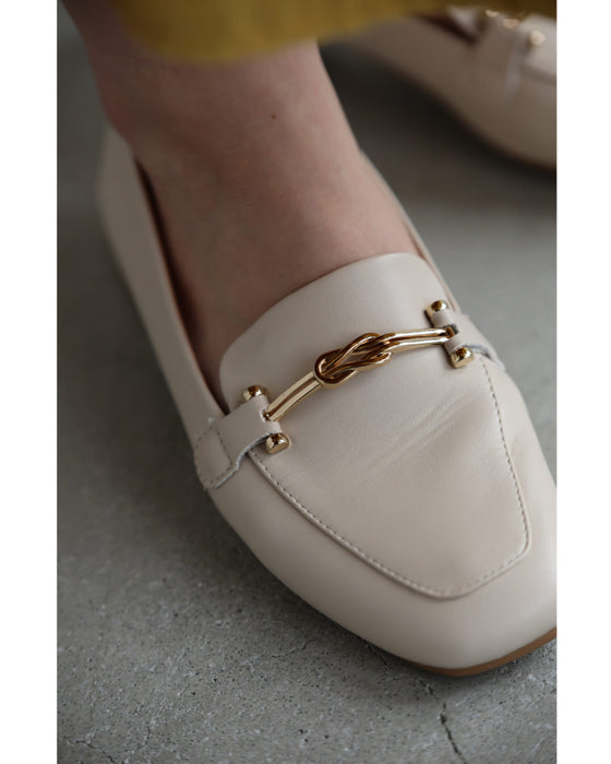 足取り軽い柔らかビットローファー