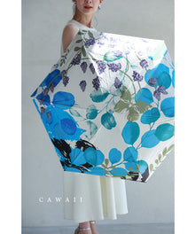  涼やかなボタニカルの花日傘