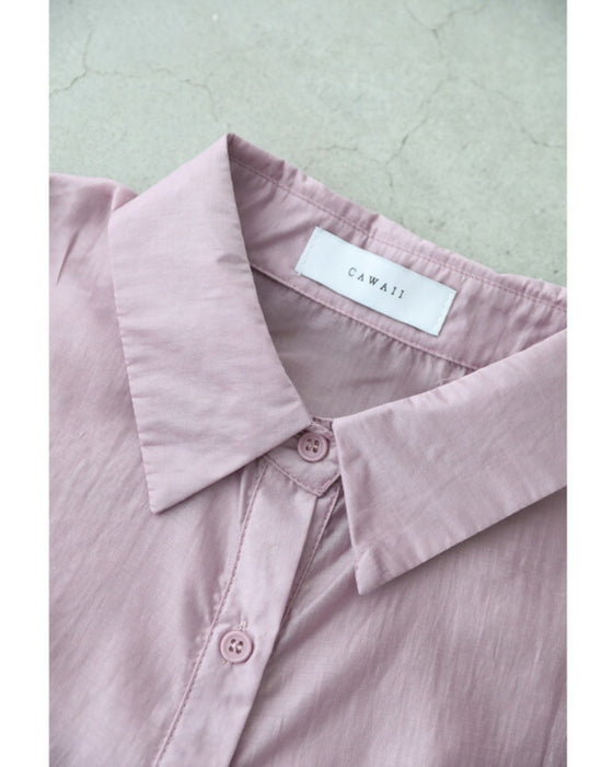 パフフリルスリーブの艶シャツトップス