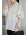 肩から流れるレースのふんわりポワン袖シャツトップス