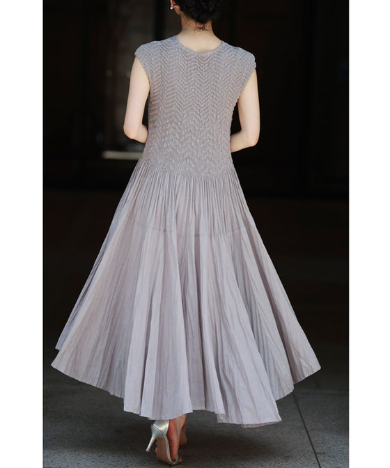 広がるボリュームスカートのウエスト切り替えミディアムワンピース