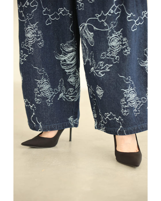 アーティスティックな花画デニムワイドパンツ