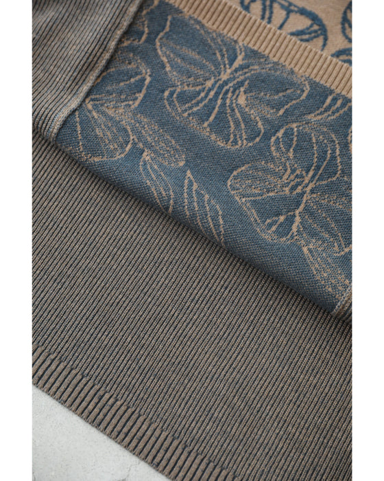 青い花が連なるウエストリブニットミディアムスカート