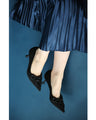 黒花コサージュのヒールパンプス