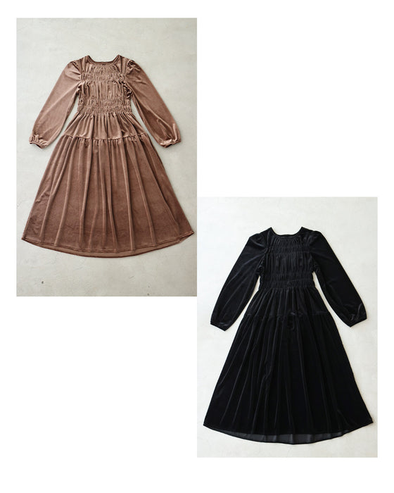 上品な大人の艶ベロア調シャーリングワンピース