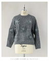 Knitted pullover top with appliqued flowers
