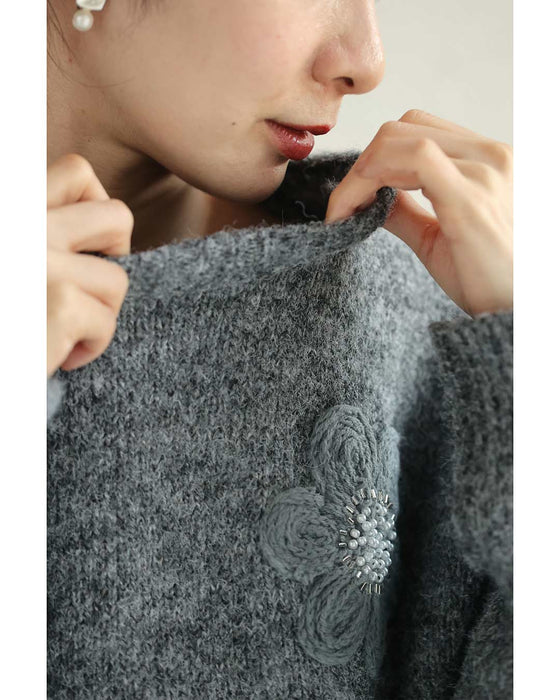 アップリケ風フラワーのニットプルオーバートップス