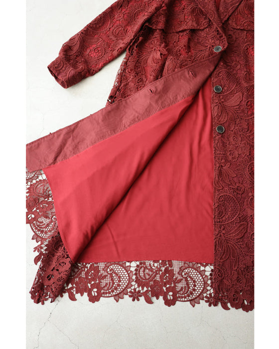 Luxurious all-over lace trench coat (with belt)