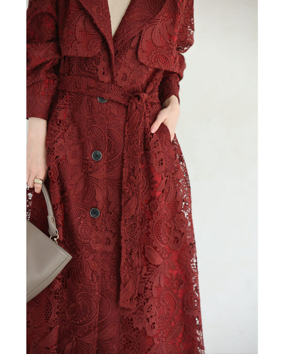 Luxurious all-over lace trench coat (with belt)