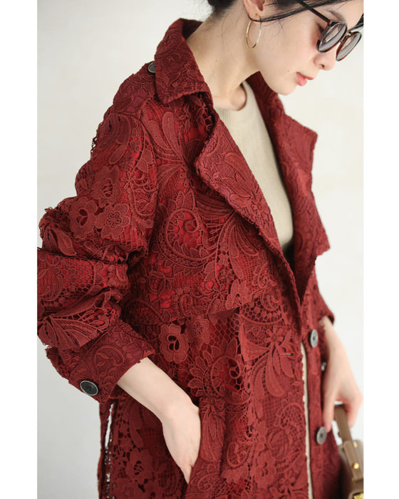 Luxurious all-over lace trench coat (with belt)