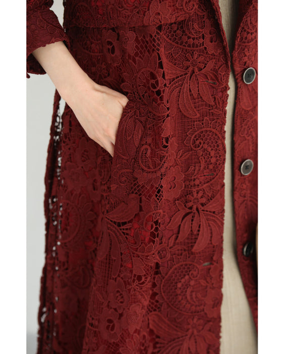 Luxurious all-over lace trench coat (with belt)