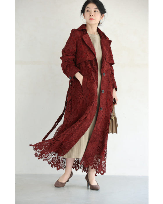 Luxurious all-over lace trench coat (with belt)