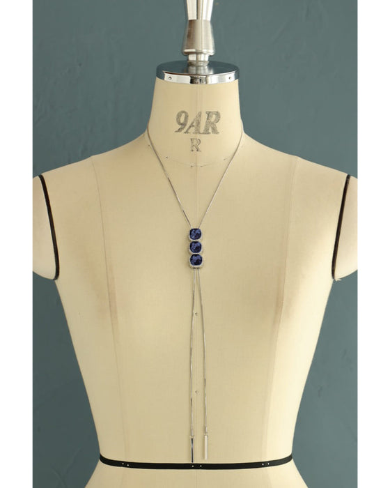 長さ調整可能。3つのジュエル輝くラリアットネックレス