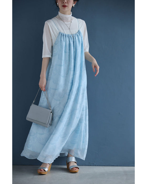 水面に揺れるリーフ柄のシフォンロングワンピース