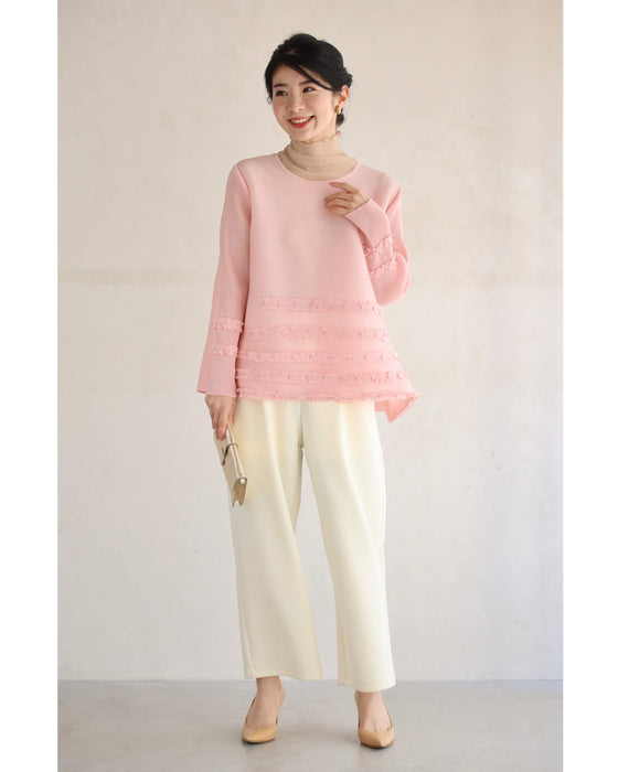 パールを飾ったフリルラインのプリーツカットソートップス