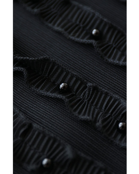 パールを飾ったフリルラインのプリーツカットソートップス