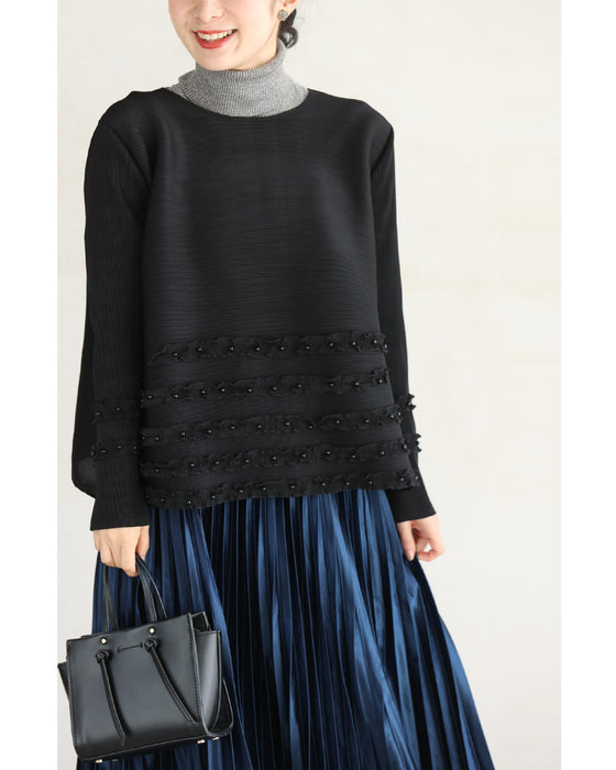 パールを飾ったフリルラインのプリーツカットソートップス