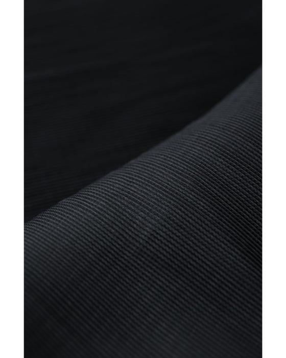 パール艶めく花びら袖のプリーツカットソートップス