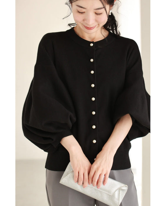 ふっくらバルーン袖の厚手ニットカーディガン