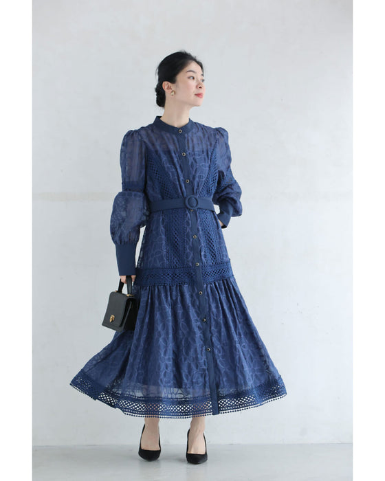全面に咲く花刺繍のベールロングワンピース(ベルト付き)