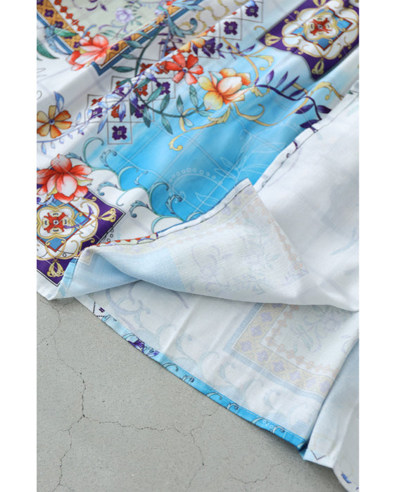 軽やかに風感じるスカーフ柄タックミディアムワンピース