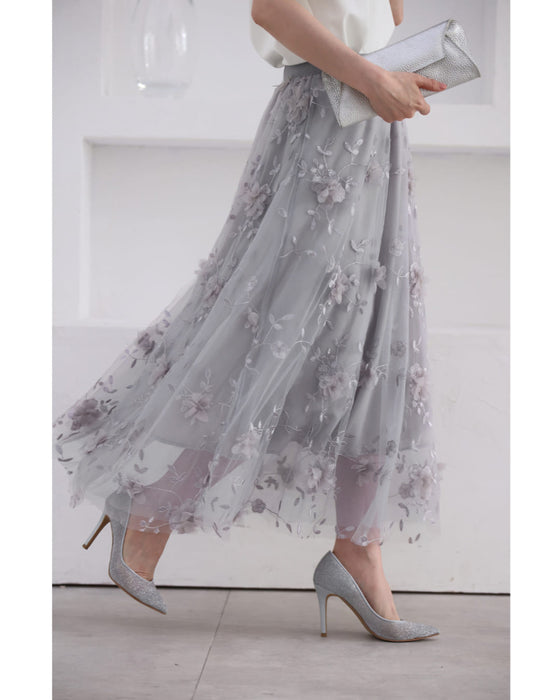 花びら浮かぶふんわり2重チュールミディアムスカート