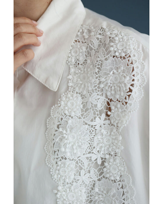 流れゆく花レースのシャツトップス