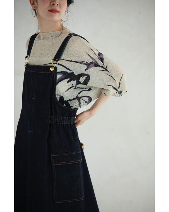 風に揺れるリーフ柄の伸びやかくしゅくしゅカットソートップス