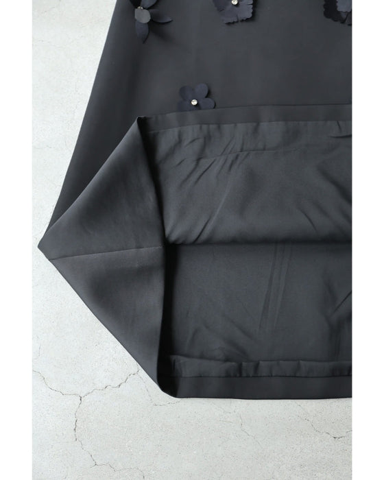 浮かぶ花のブルーミングミニワンピース