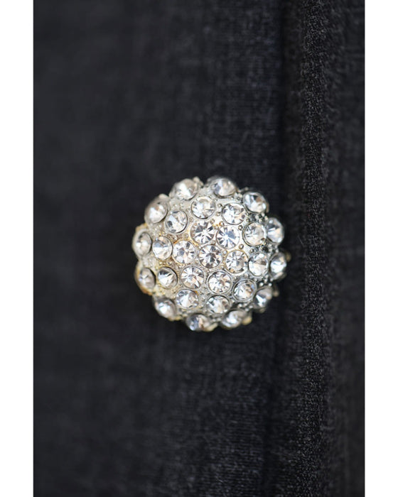 ひらひらとサークル装飾囲む裾のミニワンピース