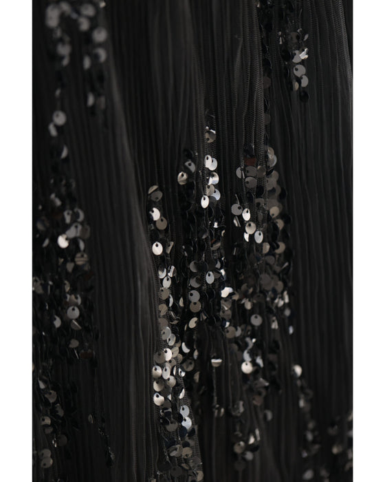 華やかなスパンコール煌めく切り替えプリーツワンピース(リボン付き)