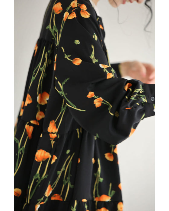 夕陽色に染まる花柄ロングワンピース（紐付き）