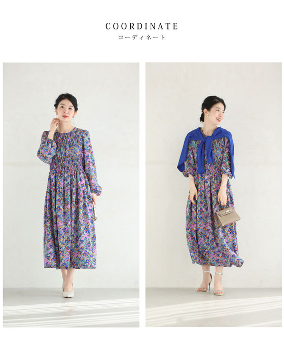 鮮やかに描いた花のシャーリングミディアムワンピース