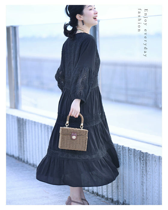 黒なのに重く見えない 透け袖レースワンピ