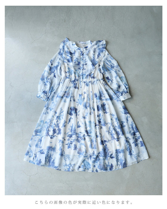 庭園の風景を描いたトワルドジュイ柄ミディアムワンピース