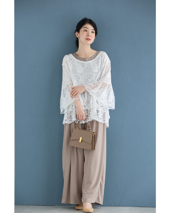 ふんわり柔らかなシアーベールの刺繍ブラウストップス