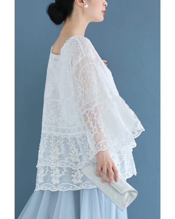 ふんわり柔らかなシアーベールの刺繍ブラウストップス