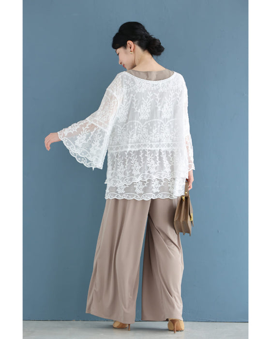 ふんわり柔らかなシアーベールの刺繍ブラウストップス
