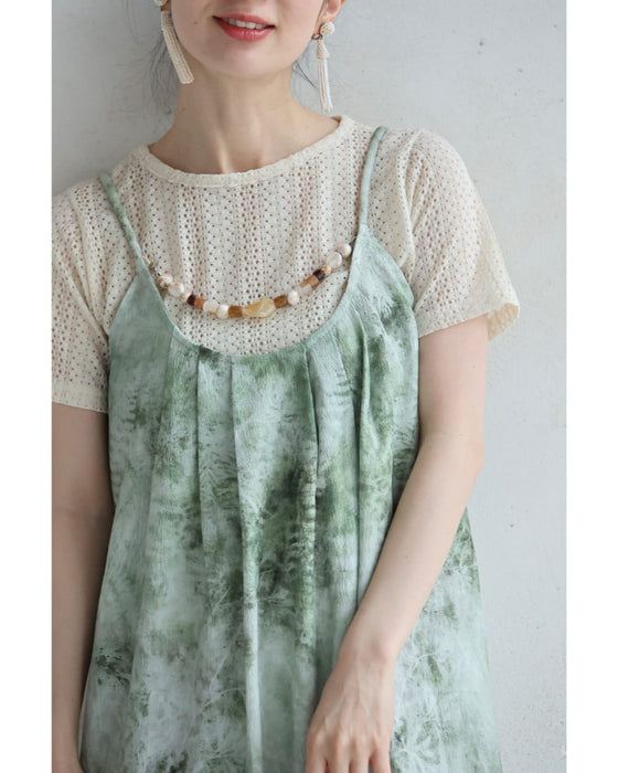 前後着用可能な2way。アート柄キャミロングワンピース(アクセサリー付き)