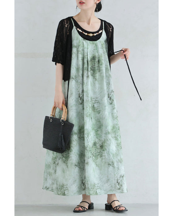 前後着用可能な2way。アート柄キャミロングワンピース(アクセサリー付き)