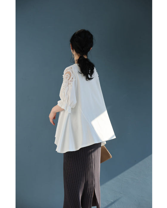パールの実がなる小窓レース袖のフレアラインカットソートップス